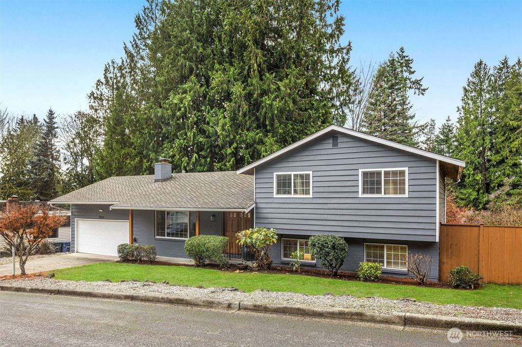 Photo of 19415 36th Court NE, Lake Forest Park, WA 98155 (MLS # 2455878)