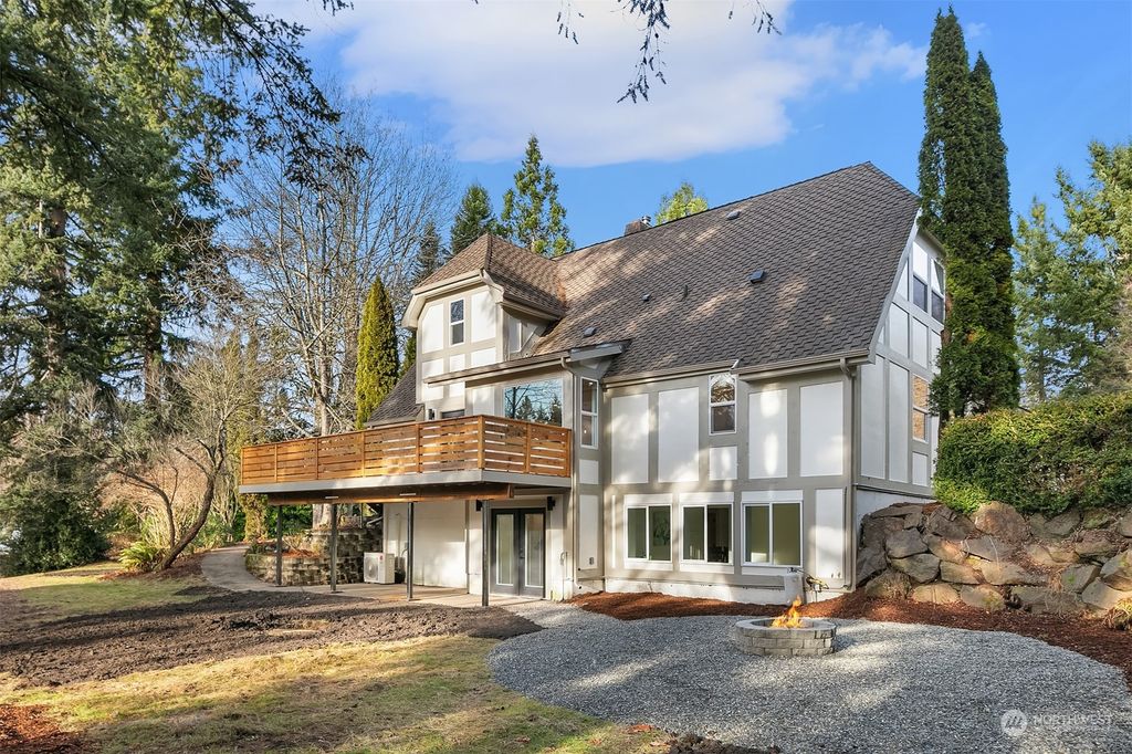 Photo of 19223 SE 232ND Street, Renton, WA 98058 (MLS # 2184865)