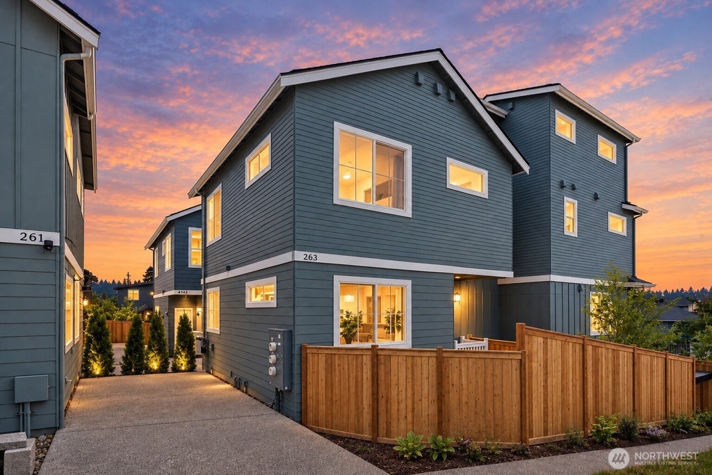 Photo of 263 NW 42nd Street, Seattle, WA 98107 (MLS # 2581471)