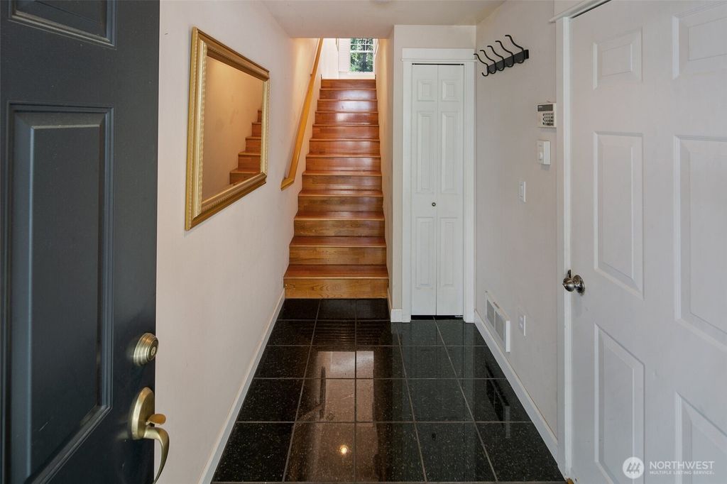 Photo of 2060 132nd Avenue SE #612, Bellevue, WA 98005 (MLS # 2501461)