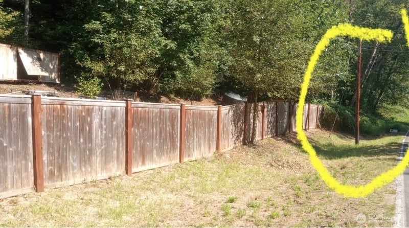 194 SE Jones Road