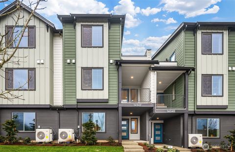 Photo of 14342 1st Avenue NE #52-C, Duvall, WA 98019 (MLS # 2475888)