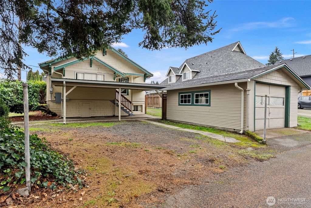 Photo of 1001 Warren Avenue, Bremerton, WA 98337 (MLS # 2457978)