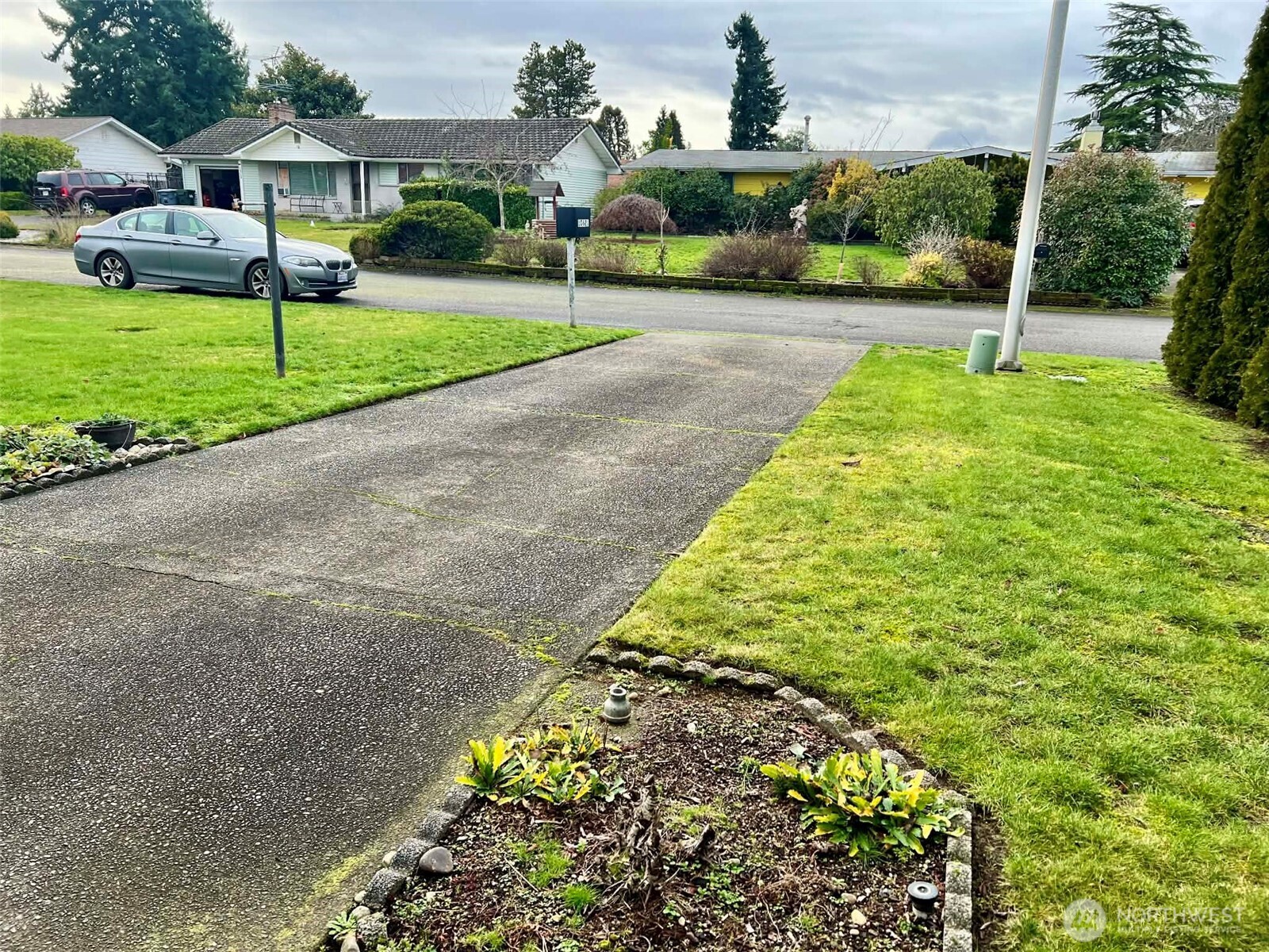 10621 Westwood Drive SW