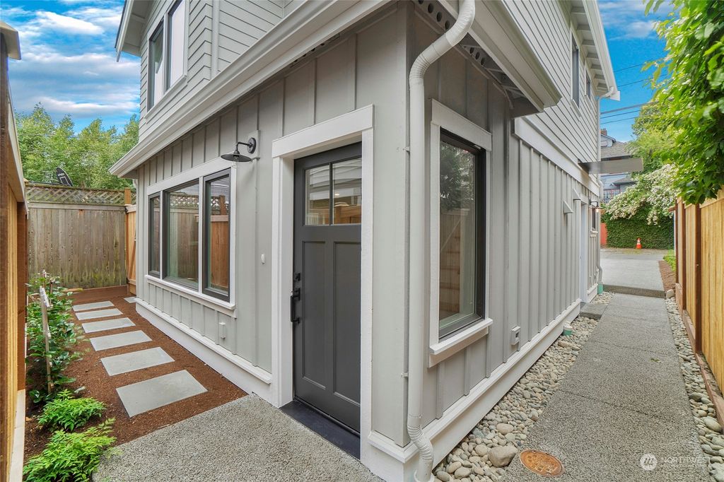 Photo of 1619 3rd Avenue W, Seattle, WA 98119 (MLS # 2130185)