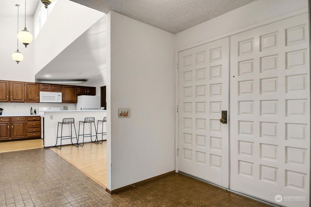 Photo of 1820 NW 195th Street #A9, Shoreline, WA 98177 (MLS # 2274084)