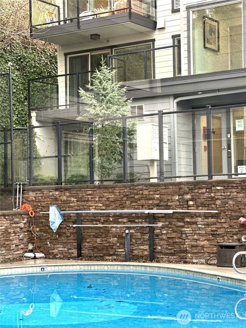 3212 SE 81st C203 Mercer Island WA 98040