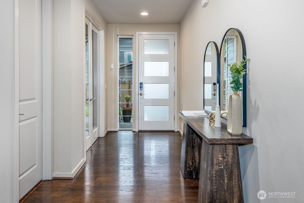 Photo of 233 S 163 Street, Burien, WA 98148 (MLS # 2380720)