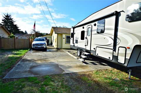 A home in Yelm