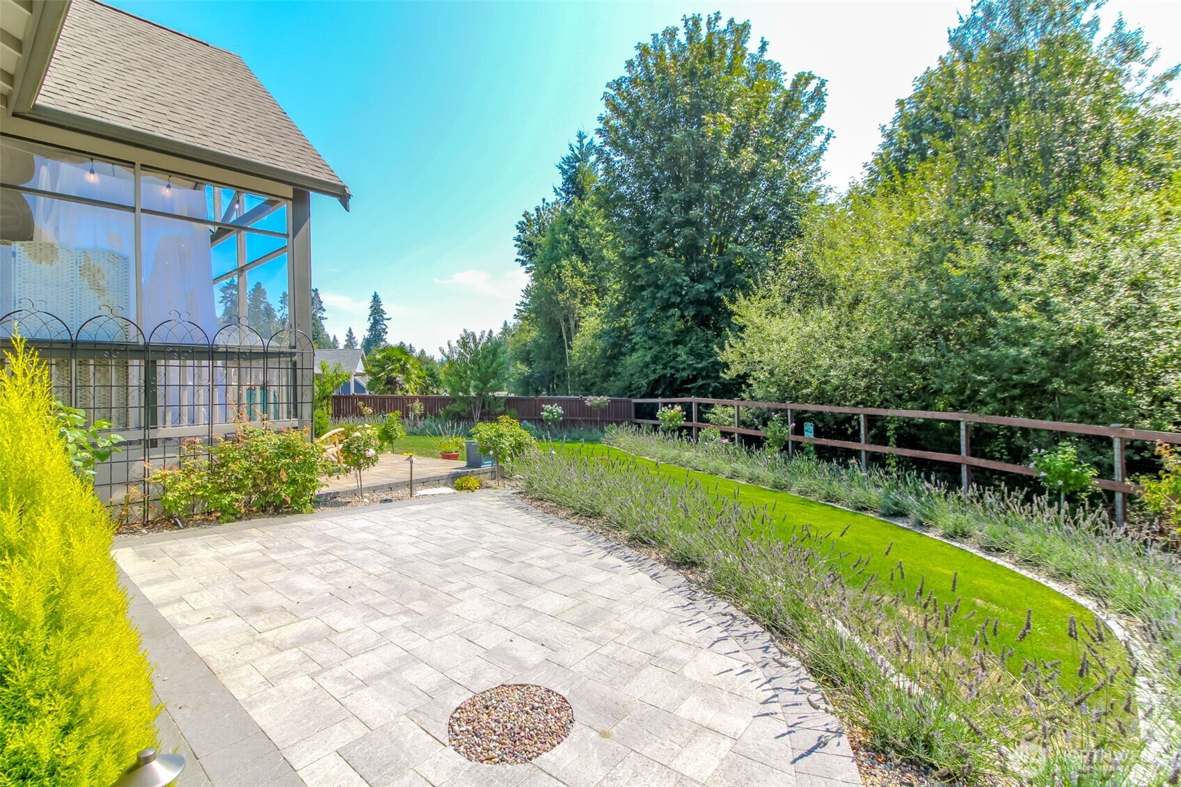 2927 Fenmoor Lane SE