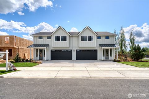 Photo of 388 Polska Street, Sedro Woolley, WA 98284 (MLS # 2502149)