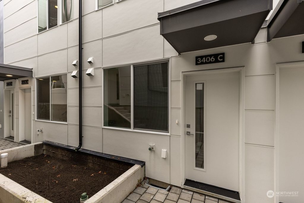 Photo of 3406 15th Avenue W #C, Seattle, WA 98119 (MLS # 2308702)