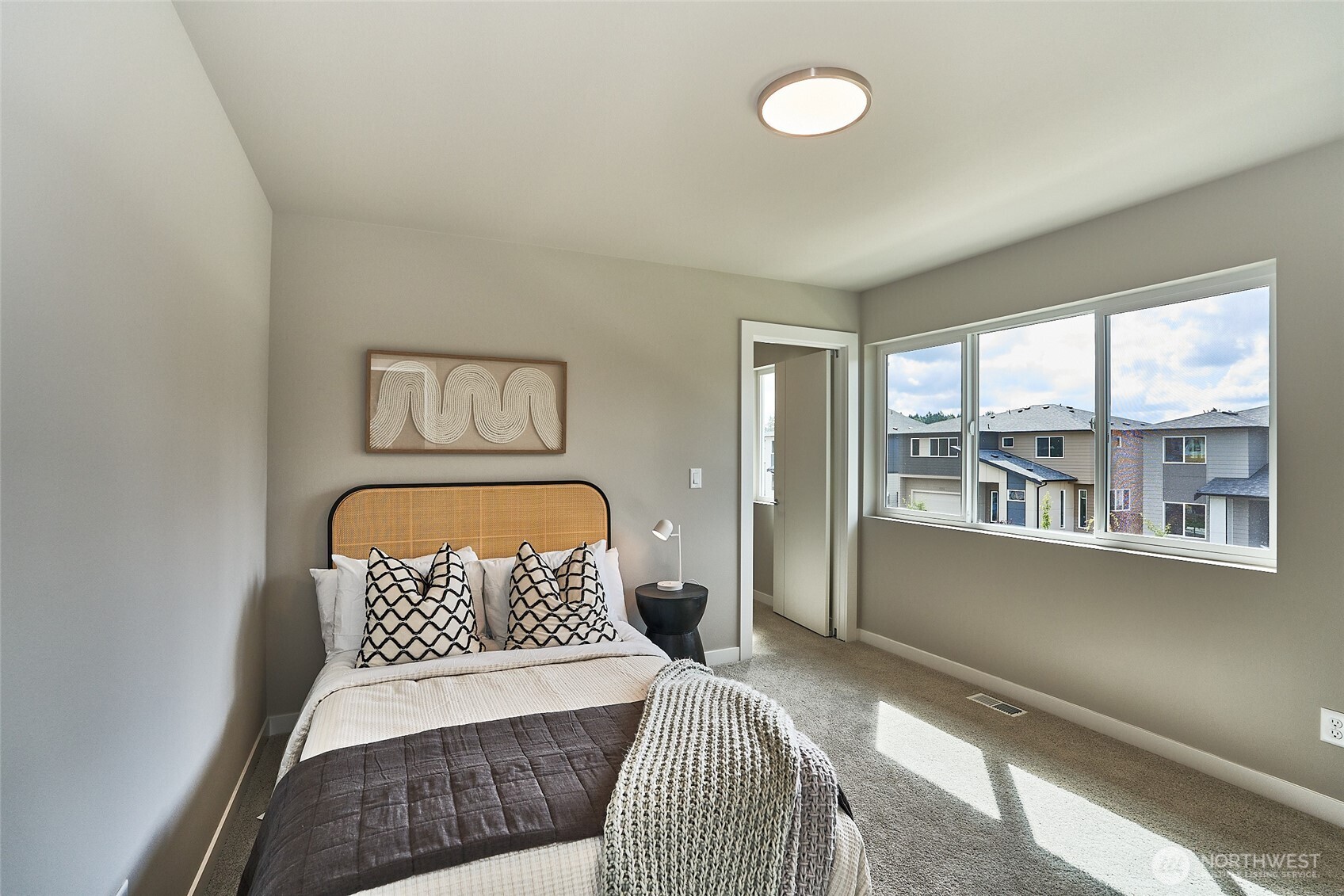 1507 137th Street E 8