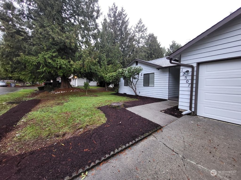 Photo of 12507 48th Drive SE, Everett, WA 98208 (MLS # 2190920)