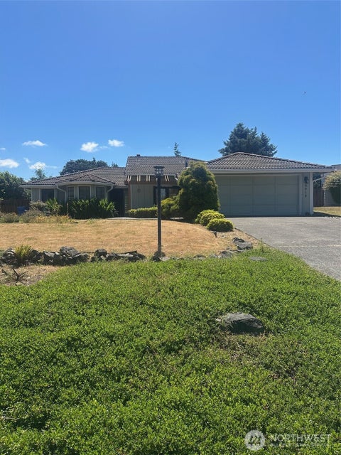Photo of 9912 72nd Street SW, Lakewood, WA 98498 (MLS # 2542163)