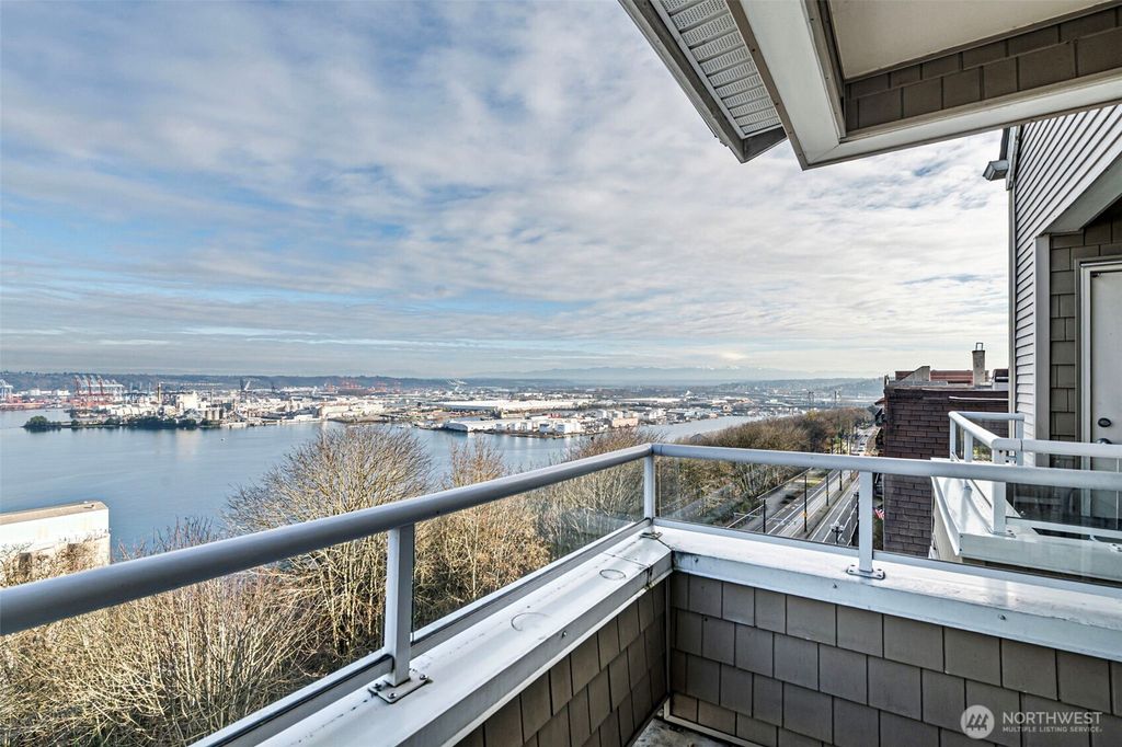 Photo of 1 Broadway #513, Tacoma, WA 98402 (MLS # 2458520)