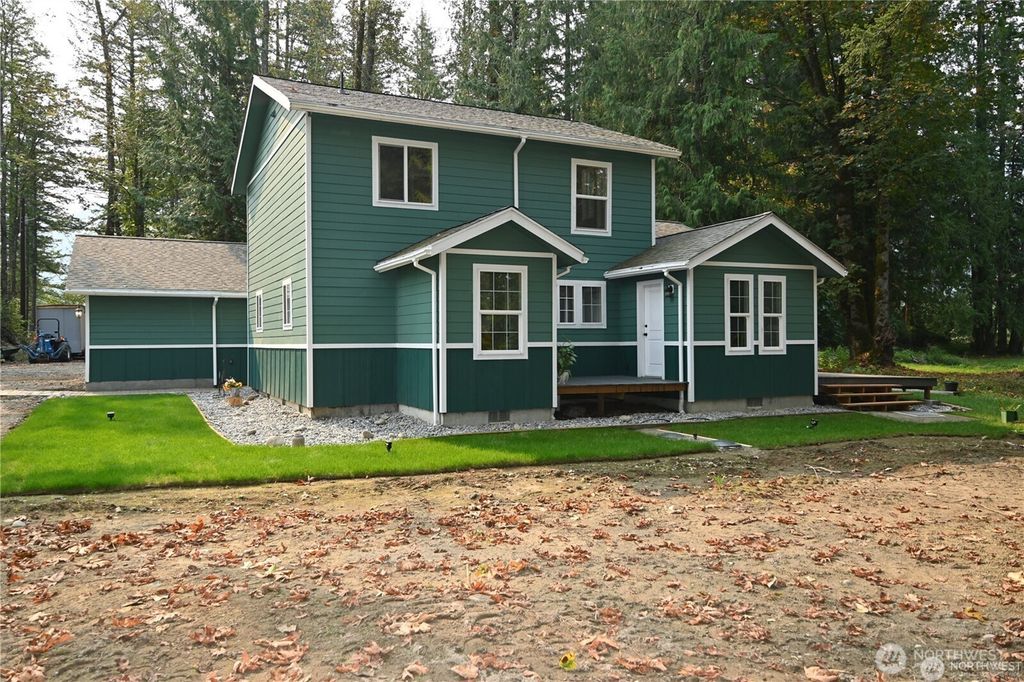 Photo of 1218 Croft Avenue, Gold Bar, WA 98251 (MLS # 2488992)