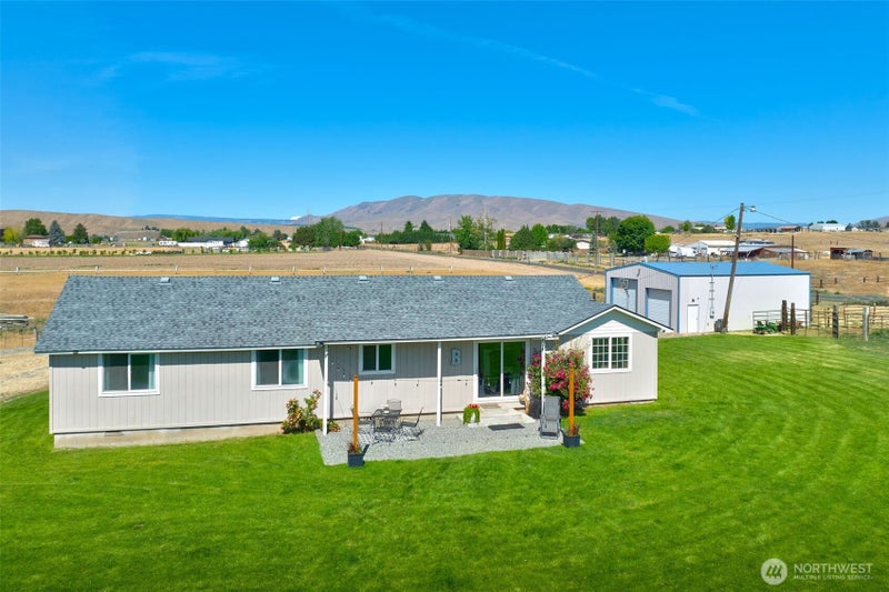 1240 W Huntzinger Road