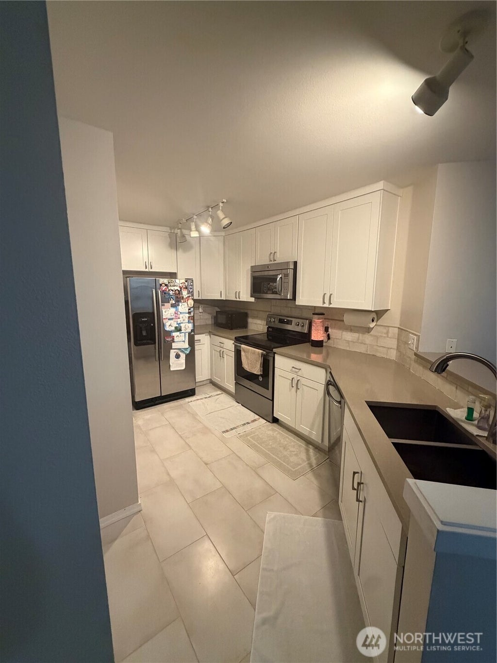 Photo of 1500 S 18th Street #D201, Renton, WA 98055 (MLS # 2517363)