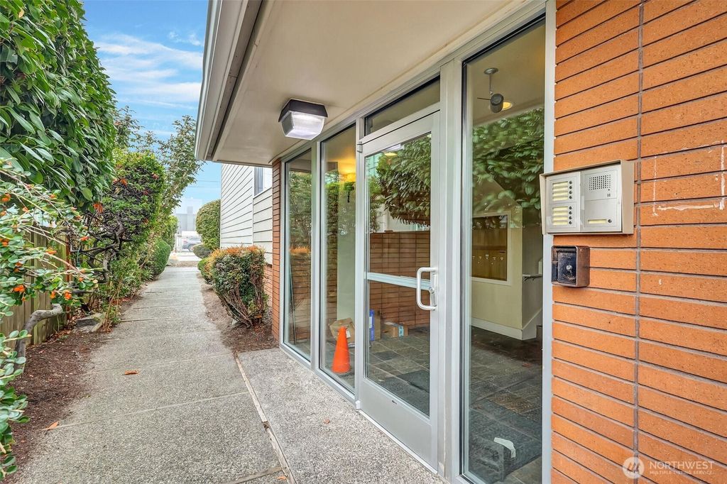 Photo of 2514 57th Avenue SW #102, Seattle, WA 98116 (MLS # 2428660)