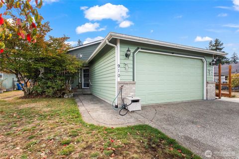 Photo of 910 138th Street S, Parkland, WA 98444 (MLS # 2441886)