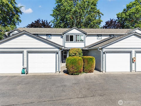 Photo of 10915 E 62nd Street, Puyallup, WA 98372 (MLS # 2584607)