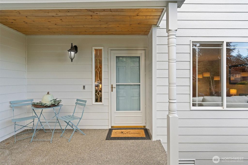 Photo of 2525 113th Place SE, Everett, WA 98208 (MLS # 2440569)