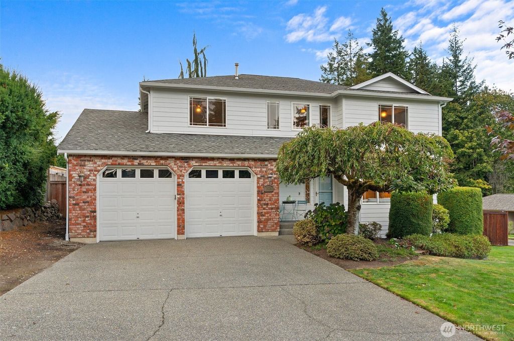 Photo of 2525 113th Place SE, Everett, WA 98208 (MLS # 2440569)