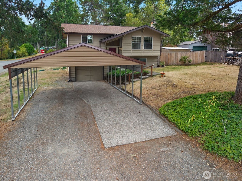 11 E Alder Place W
