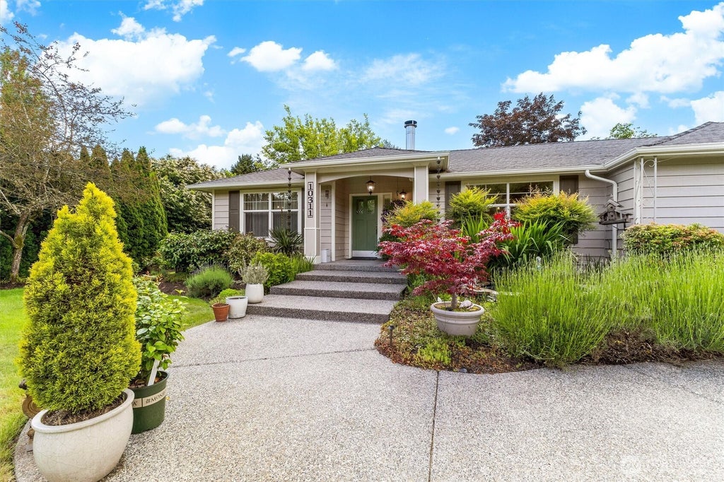 Photo of 10311 Lundeen Parkway, Lake Stevens, WA 98258 (MLS # 2583598)