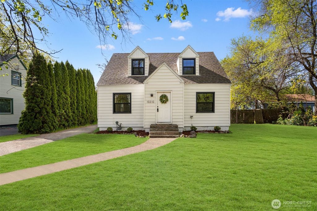 Photo of 10310 E Alki Avenue, Spokane Valley, WA 99206 (MLS # 2511771)