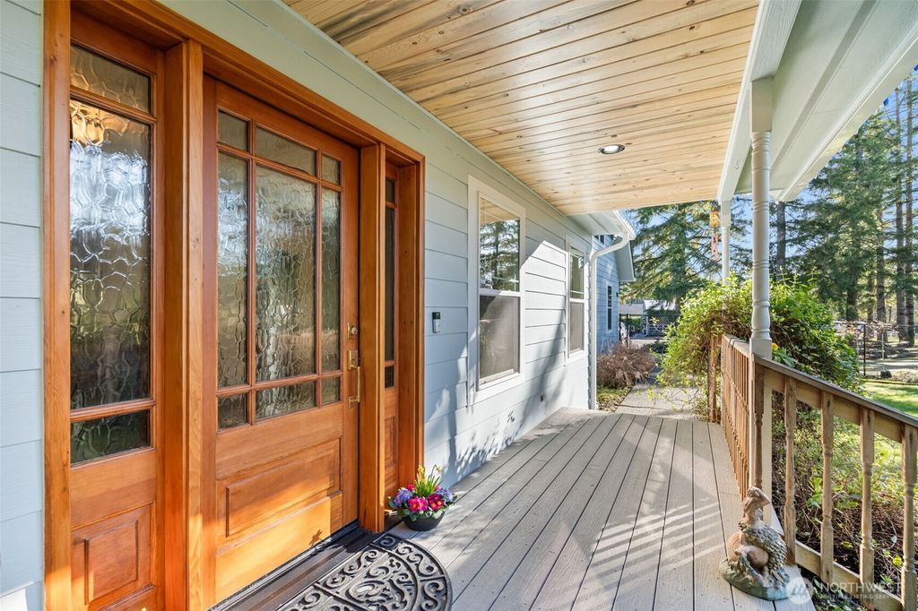 Photo of 142 River Heights Rd, Centralia, WA 98531 (MLS # 2479234)