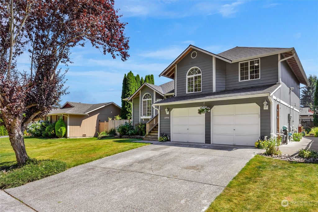 Photo of 12906 17th Street NE, Lake Stevens, WA 98258 (MLS # 2264200)