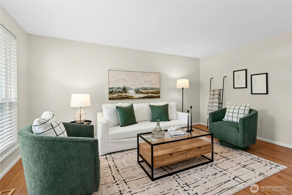 Photo of 14241 112th Avenue NE, Kirkland, WA 98034 (MLS # 2420632)