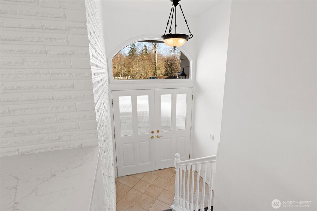 Photo of 14423 75th Avenue NE, Kirkland, WA 98034 (MLS # 2475610)