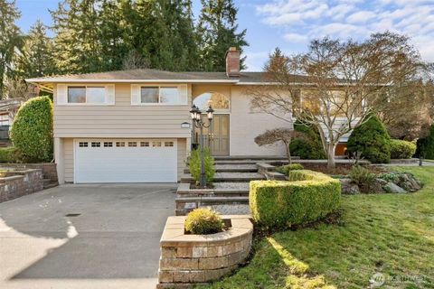Photo of 14423 75th Avenue NE, Kirkland, WA 98034 (MLS # 2475610)