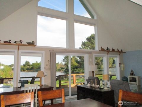 Photo of 369 N Razor Clam Drive SW, Ocean Shores, WA 98569 (MLS # 2509488)