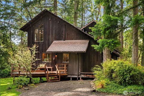 Photo of 22602 Old Mill Road SW, Vashon, WA 98070 (MLS # 2491809)