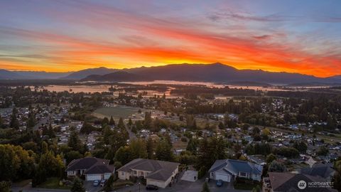 Photo of 1030 Tinas Coma Drive, Burlington, WA 98233 (MLS # 2527752)