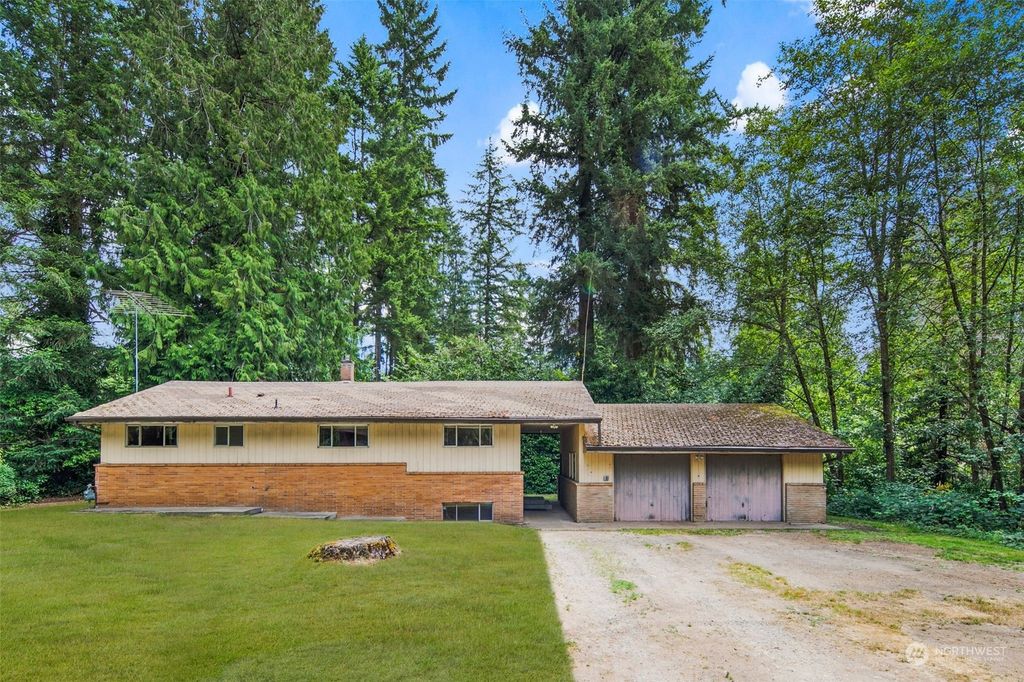 Photo of 20425 NE Woodinville Duvall Road, Woodinville, WA 98077 (MLS # 2138976)