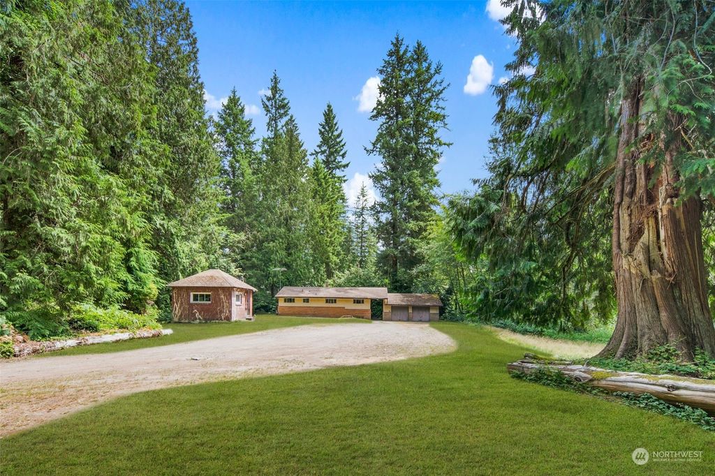 Photo of 20425 NE Woodinville Duvall Road, Woodinville, WA 98077 (MLS # 2138976)