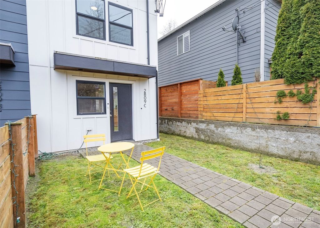 Photo of 2809 E Denny Way #C, Seattle, WA 98122 (MLS # 2385036)