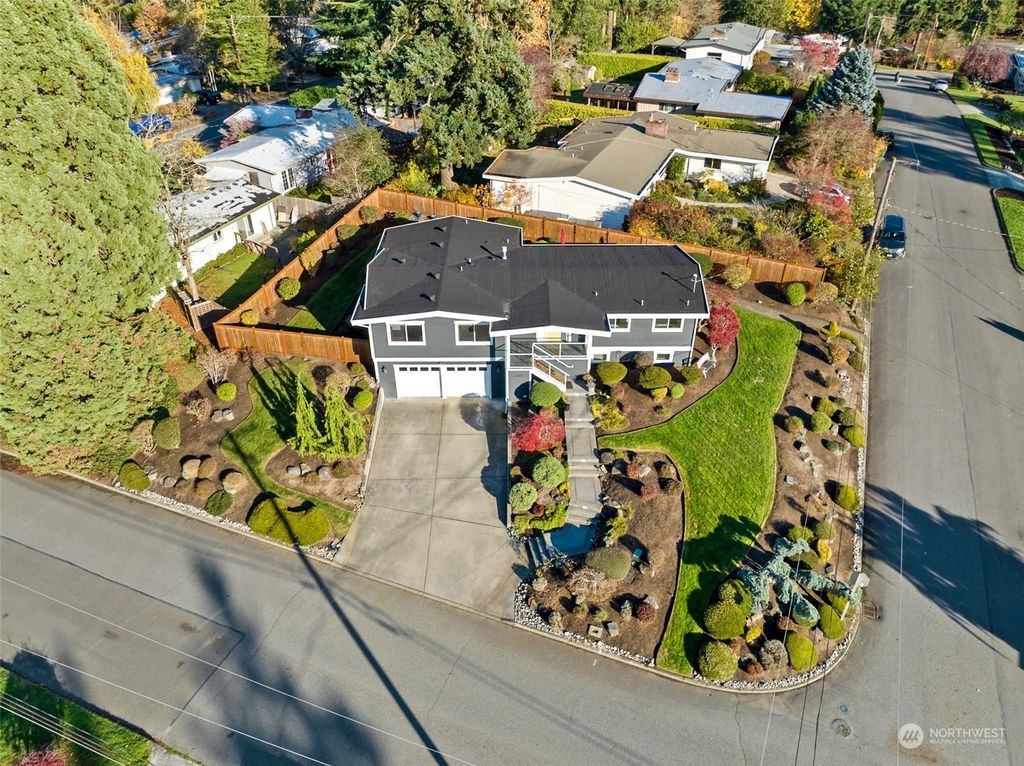 Photo of 1418 166th Avenue SE, Bellevue, WA 98008 (MLS # 2180546)