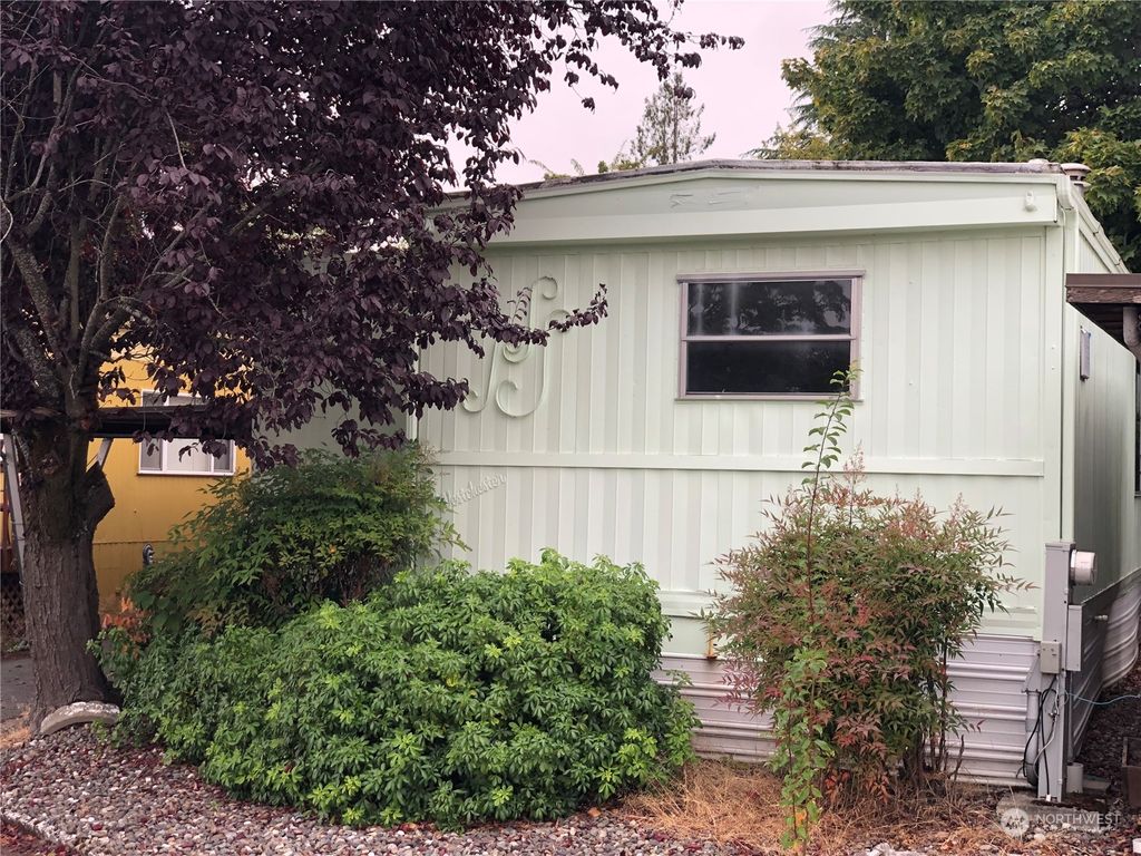 Photo of 3236 S 180th Place #31, SeaTac, WA 98188 (MLS # 2156710)