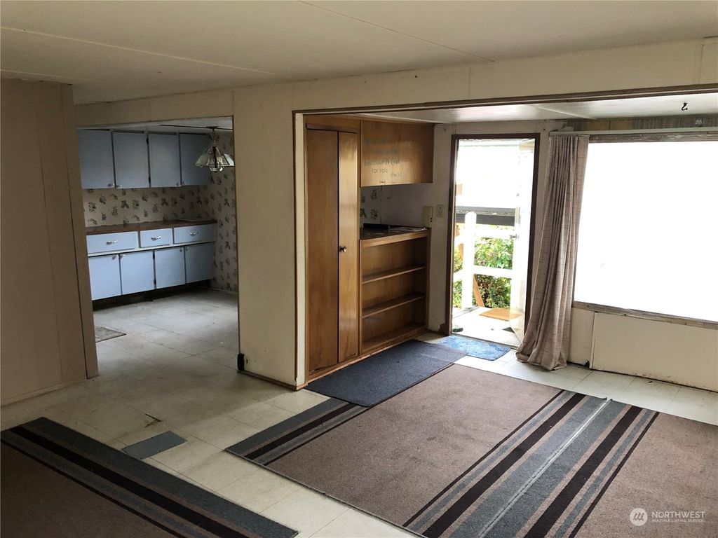 Photo of 3236 S 180th Place #31, SeaTac, WA 98188 (MLS # 2156710)