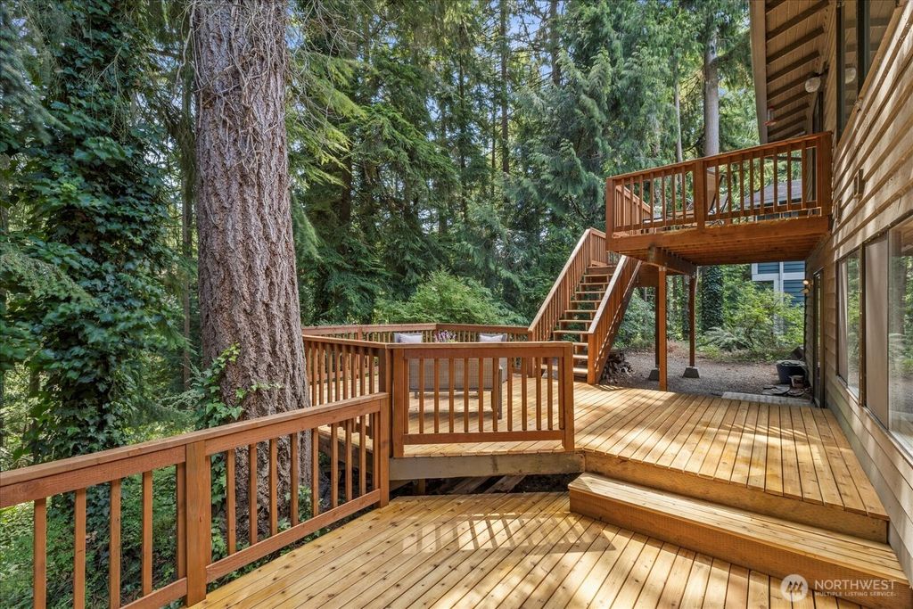 Photo of 14407 Salal Drive, Edmonds, WA 98026 (MLS # 2433042)