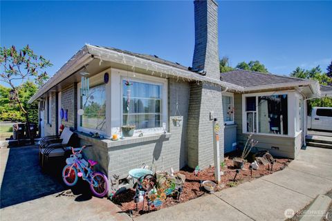 Photo of 3312 E College Way, Mount Vernon, WA 98273 (MLS # 2543564)