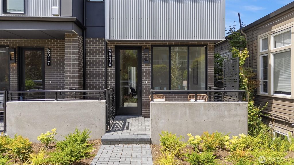 Photo of 2019 Minor Avenue E, Seattle, WA 98102 (MLS # 2545804)