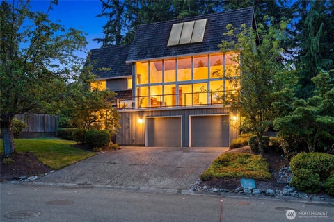 Photo of 2315 140th Place SE, Mill Creek, WA 98012 (MLS # 2573172)