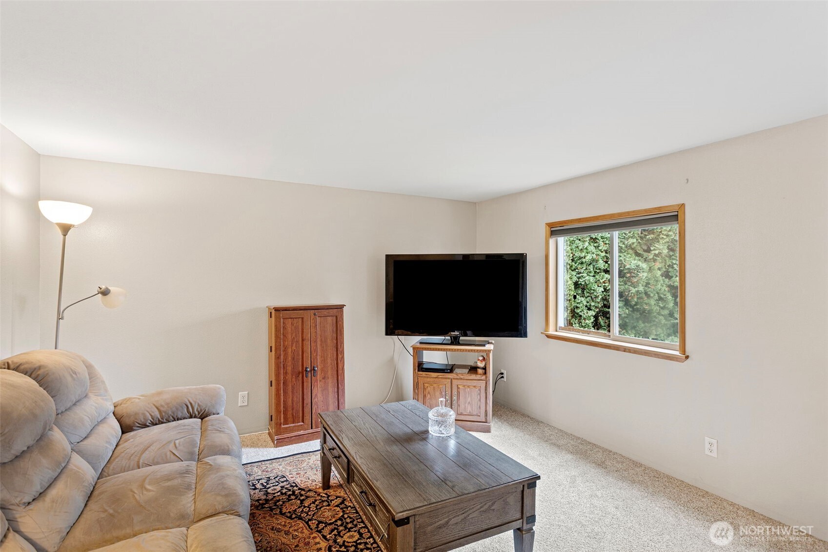 412 Algona Boulevard S